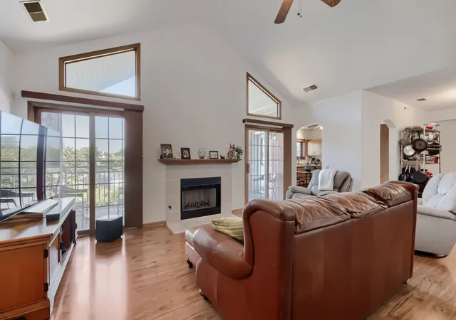 Homes for sale in Orland Park, IL | 17920 Settlers Pond Wy #3A, Orland Park, IL 60467 | MLS# 12668263