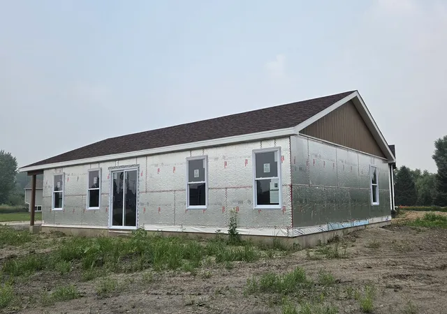 Photo 2 of Single family home for sale at 1502 Lilac Ln, Harvard, IL 60033 | MLS# 12668279 | Listing updated on 2026-09-17