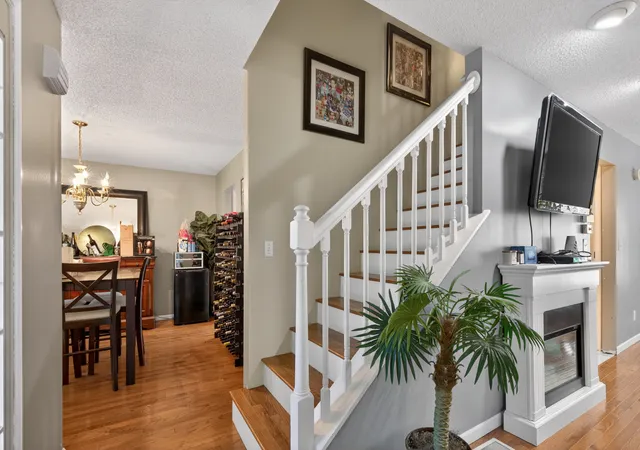 2nd image of 817 Adrienne Ave, Ottawa, IL 61350 | MLS# 12668284