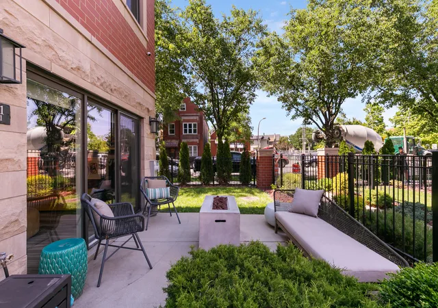 2nd image of 2241 W Coulter St #1, Chicago, IL 60608 | MLS# 12668289