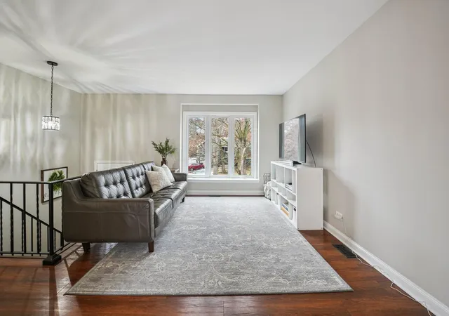 Photo 2 of Sale Pending at 311 Harding Ave, Libertyville, IL 60048 | MLS# 12668400 | Listing updated on 2026-09-27