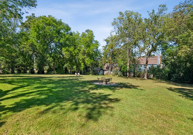 Homes for sale in Lake Forest, IL | 490 College Rd, Lake Forest, IL 60045 | MLS# 12668448