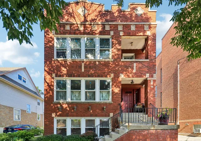 1st image of 4446 N Lowell Ave, Chicago, IL 60630 | MLS# 12668540