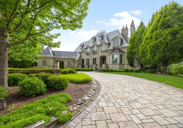 Homes for sale in Oak Brook, IL | 50 Baybrook Ln, Oak Brook, IL 60523 | MLS# 12668702