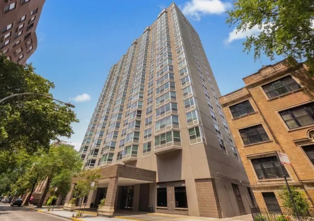 1st image of 720 W Gordon Ter #10B, Chicago, IL 60613 | MLS# 12668719