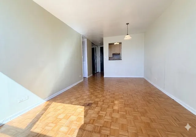 5th image of 720 W Gordon Ter #10B, Chicago, IL 60613 | MLS# 12668719