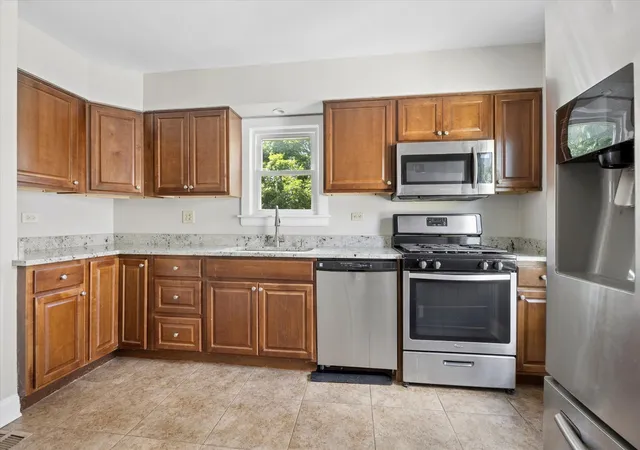 4th image of 334 55Th St, Clarendon Hills, IL 60514 | MLS# 12668855