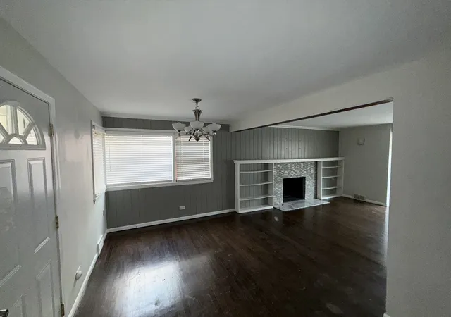 Photo 3 of Single family home for sale at 7 W 148th Street, Dolton, IL 60419 | MLS# 12668882 | Listing updated on 2026-09-15