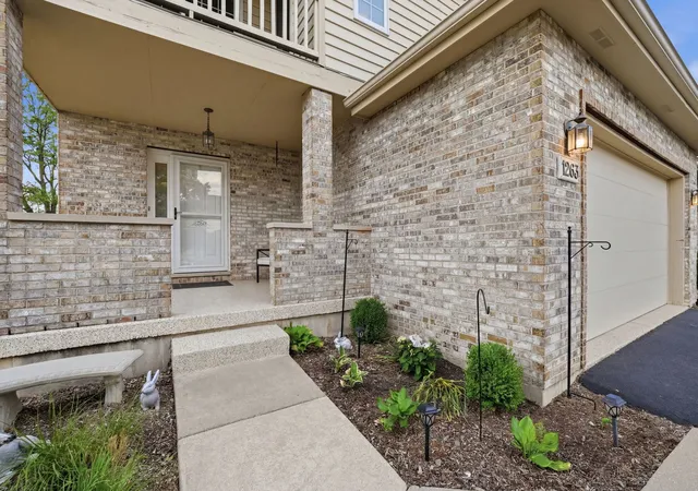 Homes for sale in Dekalb, IL | 1263 Bellevue Dr, Dekalb, IL 60115