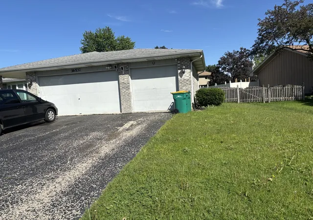 2nd image of 16537 Spangler Rd, Plainfield, IL 60586 | MLS# 12668944