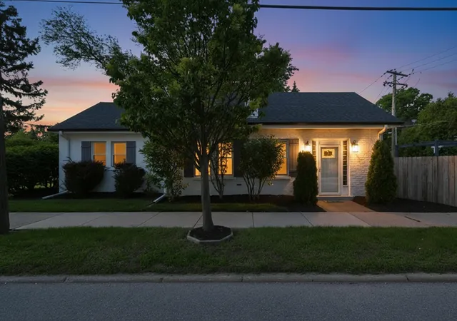 2nd image of 201 Dover Ave, La Grange, IL 60525 | MLS# 12668953