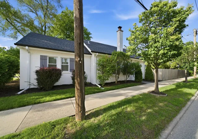 4th image of 201 Dover Ave, La Grange, IL 60525 | MLS# 12668953