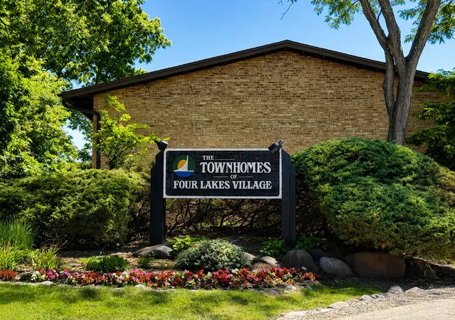 Photo 3 of Townhouse for sale at 5931 Meadow Dr #157A, Lisle, IL 60532 | MLS# 12668954 | Listing updated on 2026-09-21