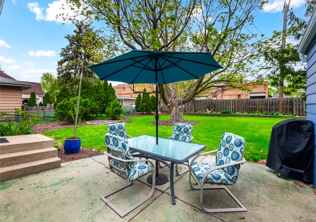 5th image of 826 N Main St, Naperville, IL 60563 | MLS# 12669052