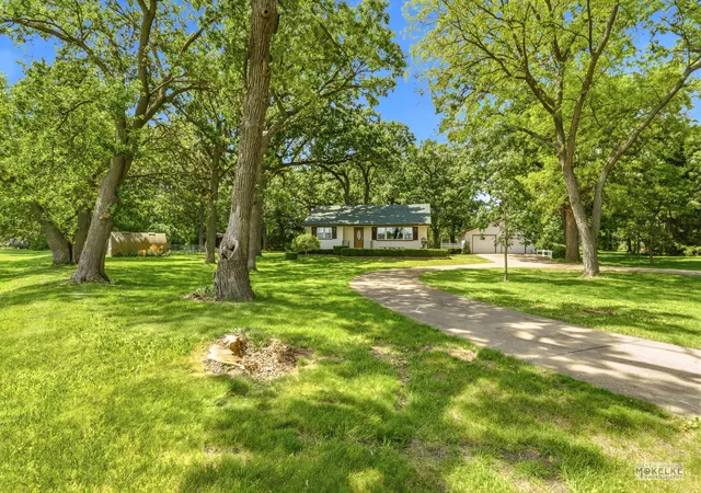 Photo 3 of Single family home for sale at 7823 Galena Rd, Bristol, IL 60512 | MLS# 12669065 | Listing updated on 2026-08-11