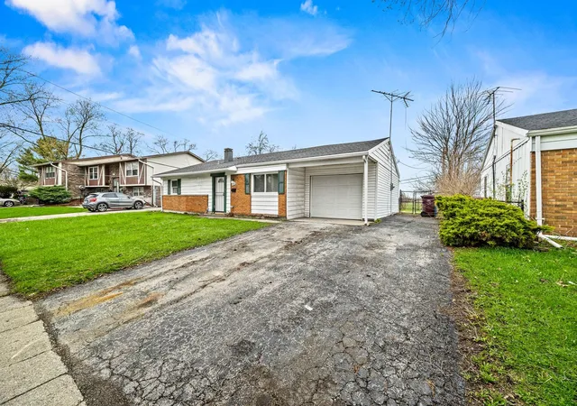 2nd image of 1801 215th Pl, Sauk Village, IL 60411 | MLS# 12669237
