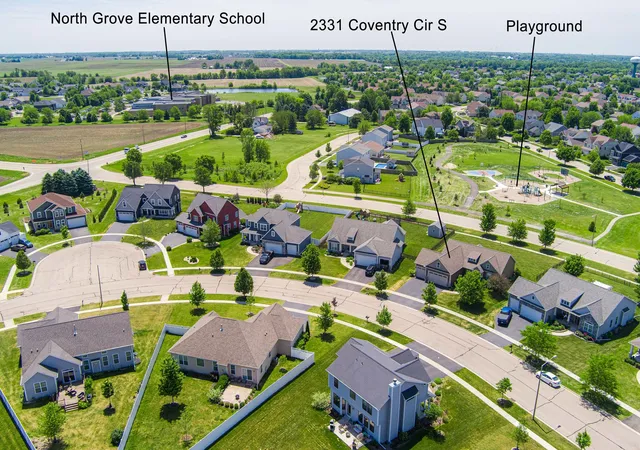 Homes for sale in Sycamore, IL | 2331 Coventry Cir S, Sycamore, IL 60178 | MLS# 12669242