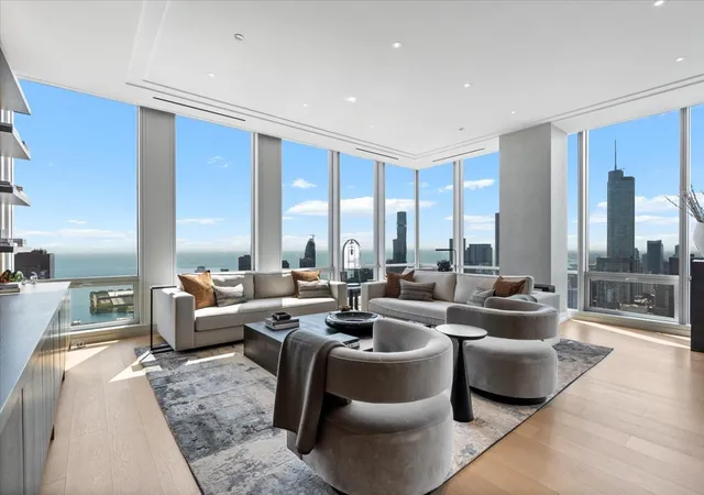 Homes for sale in Chicago, IL | 14 W Superior St #6201, Chicago, IL 60654 | MLS# 12669249