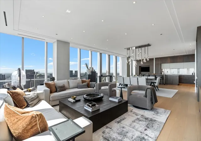 Homes for sale in Chicago, IL | 14 W Superior St #6201, Chicago, IL 60654 | MLS# 12669249
