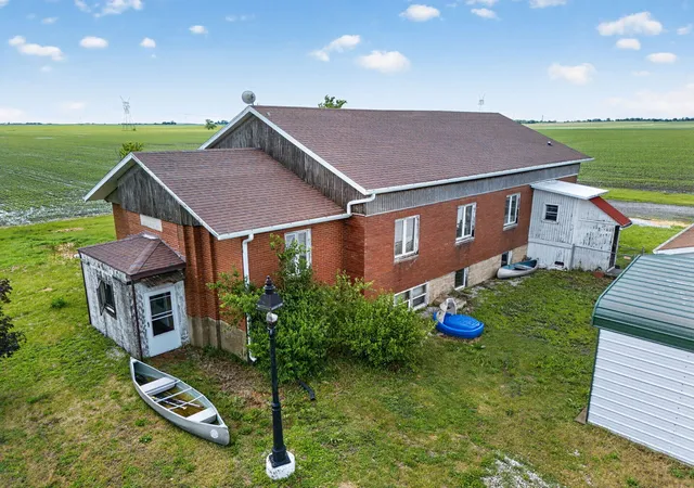 Homes for sale in Pontiac, IL | 18015 N 2100 East Rd, Pontiac, IL 61764 | MLS# 12669257