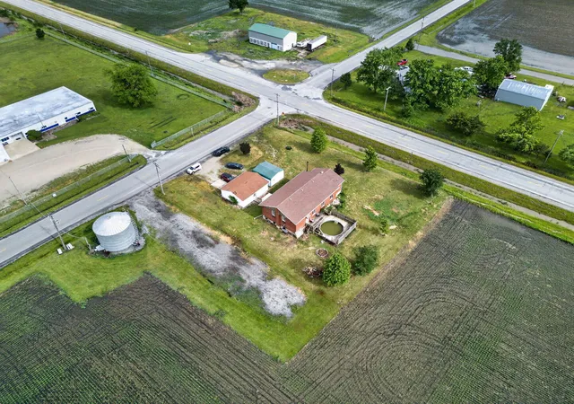 Homes for sale in Pontiac, IL | 18015 N 2100 East Rd, Pontiac, IL 61764 | MLS# 12669257