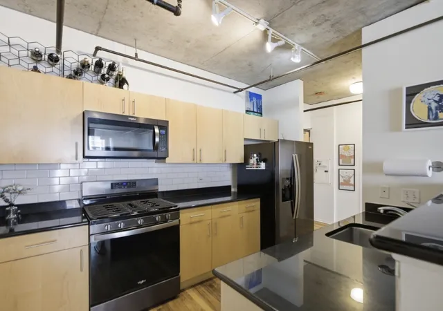 5th image of 700 W Van Buren St #602, Chicago, IL 60607 | MLS# 12669311