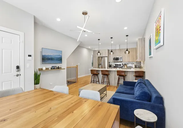 2nd image of 1822 S Throop St #1, Chicago, IL 60608 | MLS# 12669341