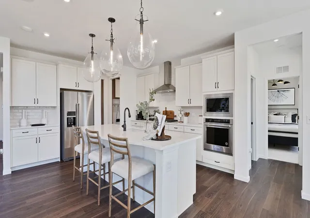 5th image of 200 Foxtail Ct, New Lenox, IL 60451 | MLS# 12669351