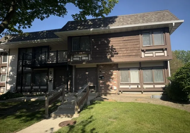 Homes for sale in Hanover Park, IL | 5504 Court C, Hanover Park, IL 60133 | MLS# 12669380