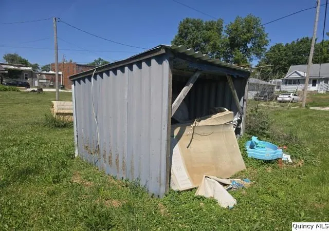 12th image of 87 E 3rd St, Dallas City, IL 62330 | MLS# 12669398