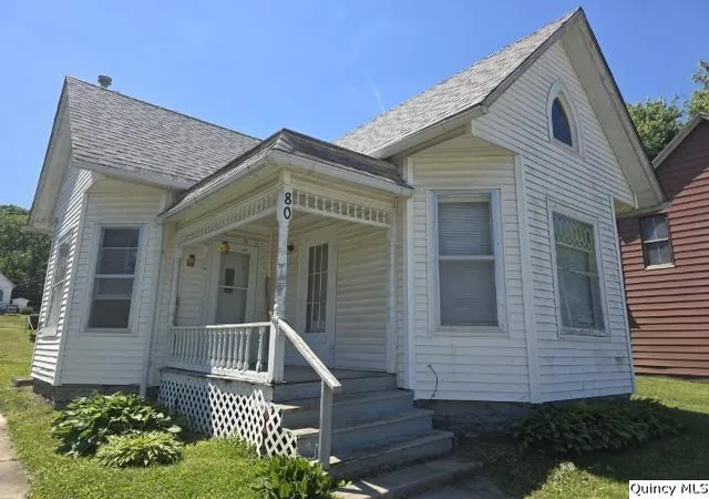 1st image of 80 W 4th St, Dallas City, IL 62330 | MLS# 12669411