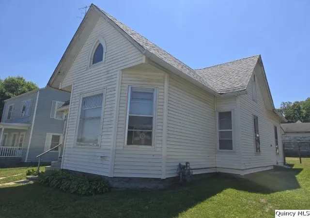17th image of 80 W 4th St, Dallas City, IL 62330 | MLS# 12669411