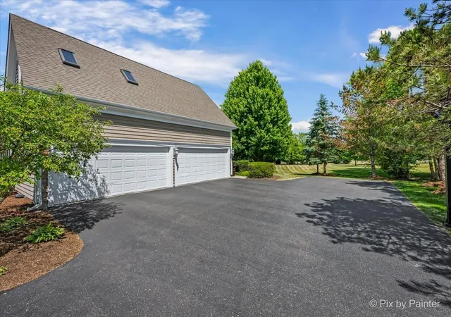 Homes for sale in Cary, IL | 28359 W Harvest Glen Cir, Cary, IL 60013 | MLS# 12669437