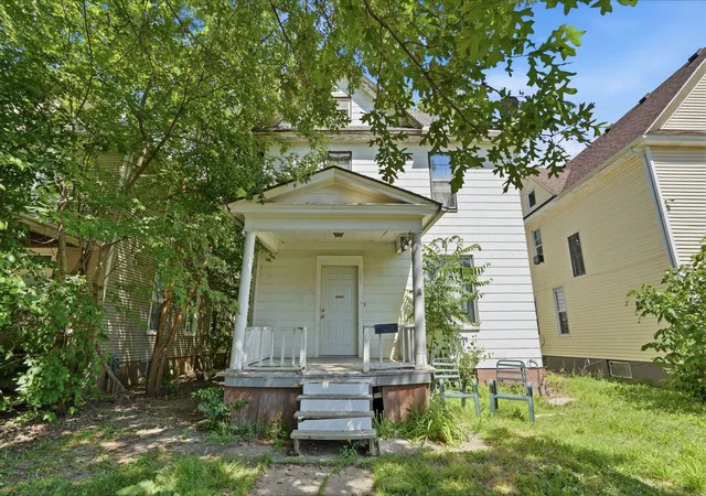 Homes for sale in Rock Island, IL | 1205 14th 1/2 St, Rock Island, IL 61201 | MLS# 12669544