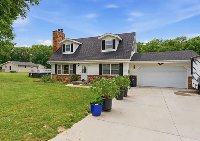 Homes for sale in Taylor Ridge, IL | 9122 141st Street West, Taylor Ridge, IL 61284 | MLS# 12669565