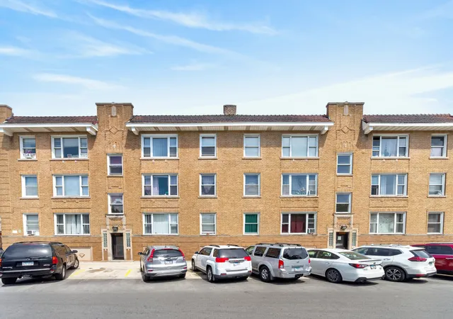 2nd image of 2247 S 49th Ave #7, Cicero, IL 60804 | MLS# 12669635