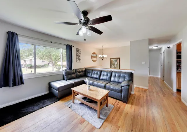 Photo 3 of Single family home for sale at 21w154 Everest Rd, Lombard, IL 60148 | MLS# 12669661 | Listing updated on 2026-07-28