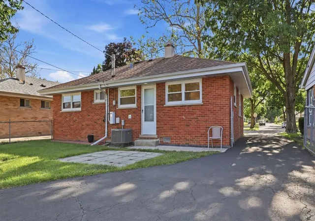 Homes for sale in Westchester, IL | 2213 Mayfair Ave, Westchester, IL 60154 | MLS# 12669723