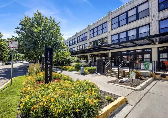 Homes for sale in Chicago, IL | 1069 W 14th Pl #332, Chicago, IL 60608 | MLS# 12669837