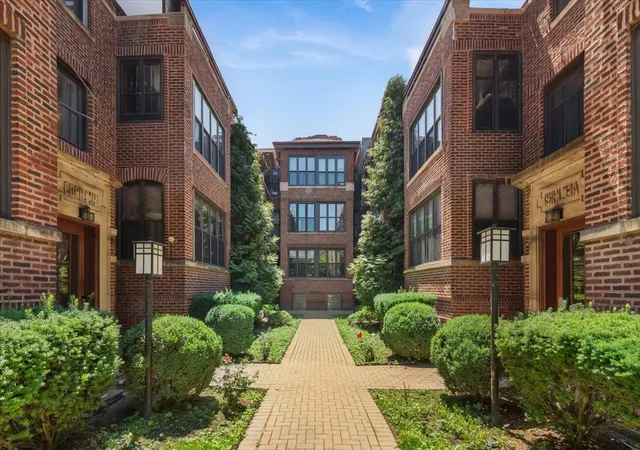 Photo 1 of Condo for sale at 741 W Cornelia Ave #N1, Chicago, IL 60657 | MLS# 12669899 | Listing updated on 2026-08-25