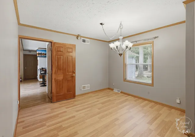 Photo 4 of Single family home for sale at 2701 E County Township Rd 121, Sheldon, IL 60966 | MLS# 12669902 | Listing updated on 2026-10-05