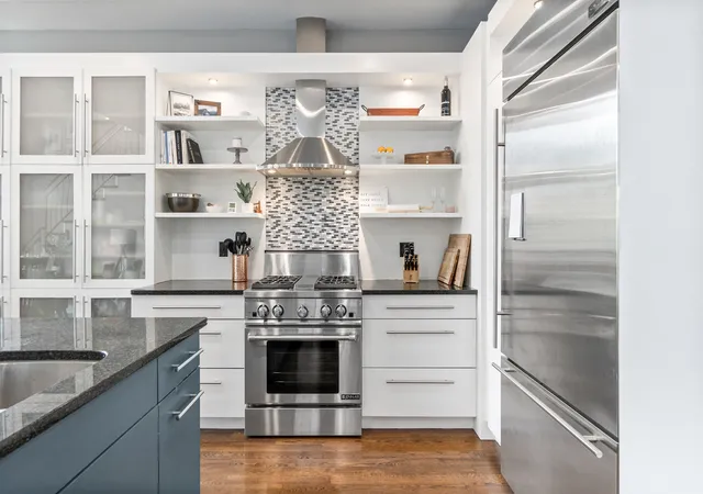 5th image of 1641 W Pearson St #2W, Chicago, IL 60622 | MLS# 12669923