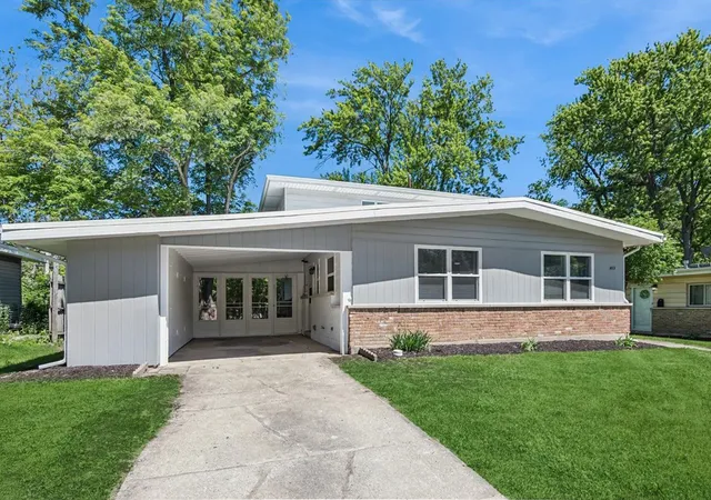 Homes for sale in Park Forest, IL | 453 Tomahawk St, Park Forest, IL 60466 | MLS# 12670047