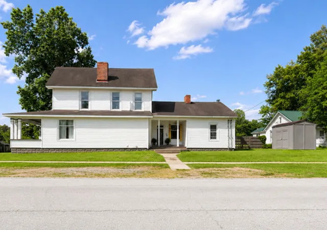 2nd image of 621 Girard St, Metropolis, IL 62960 | MLS# 12670075