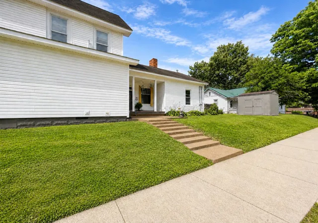 4th image of 621 Girard St, Metropolis, IL 62960 | MLS# 12670075