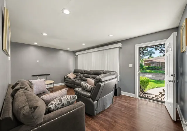 Photo 2 of Single family home for sale at 15659 Mutual Ter, South Holland, IL 60473 | MLS# 12670100 | Listing updated on 2026-09-21