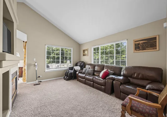 Homes for sale in Cary, IL | 557 Cary Woods Cir, Cary, IL 60013 | MLS# 12670120