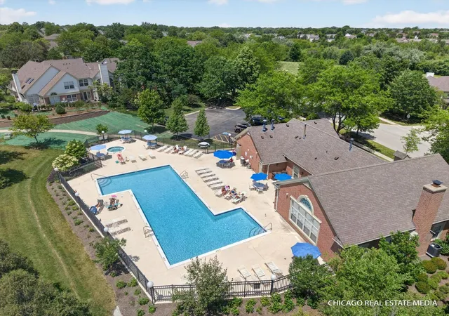 Homes for sale in Crystal Lake, IL | 634 Village Rd #B, Crystal Lake, IL 60014 | MLS# 12670182