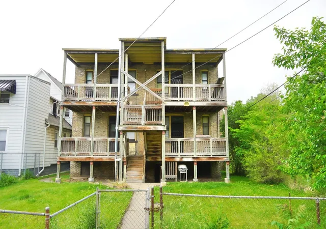 3rd image of 7321 S Stewart Ave, Chicago, IL 60621 | MLS# 12670193