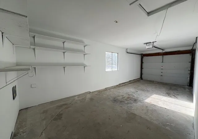 2nd image of 7030 Barrington Ct, Woodridge, IL 60517